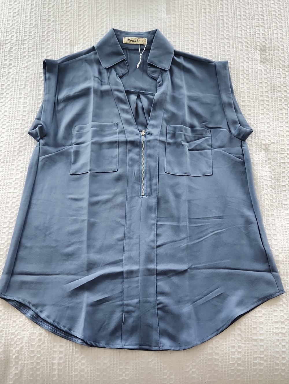 Sleeveless V-Neck Zip Front Blouse - Dusty Blue